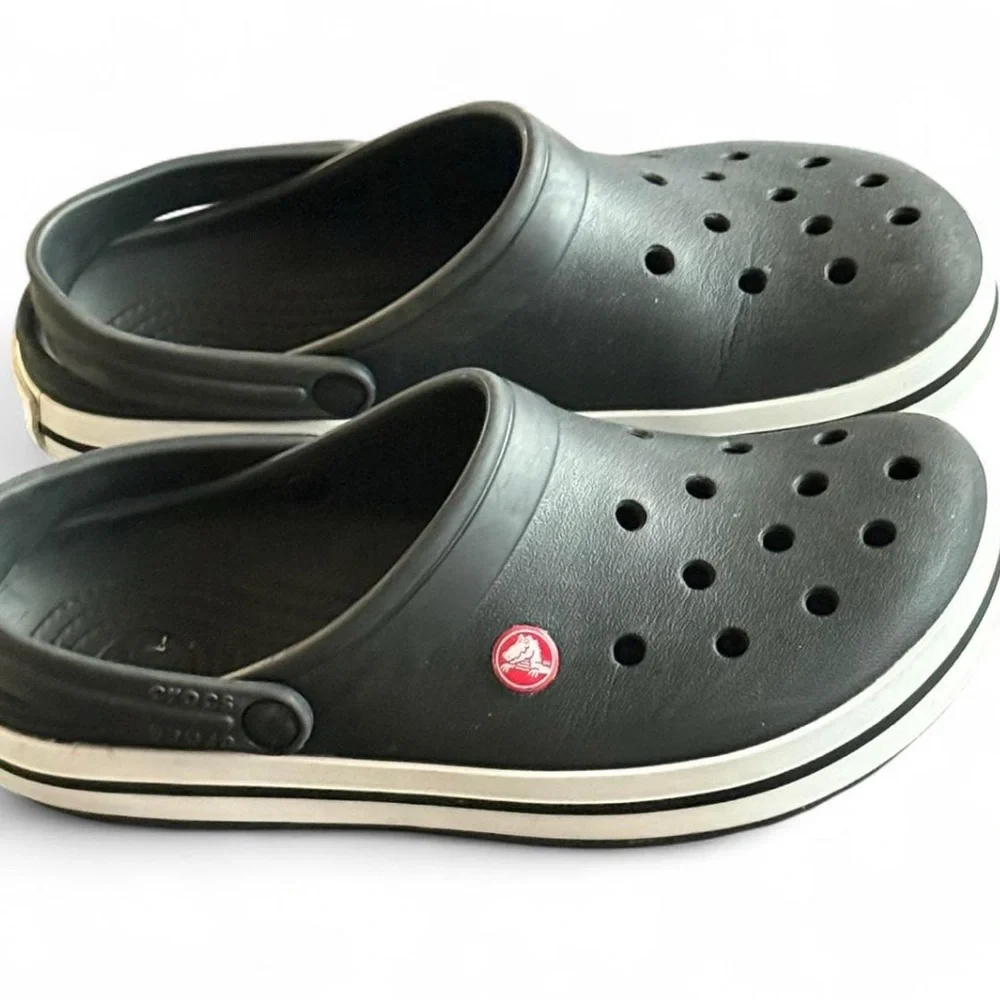 Crocs Classic Black Women’s size 10